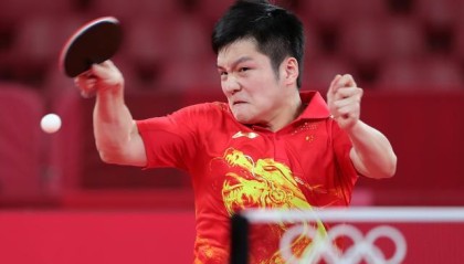 体育直播-马龙樊振东携手晋级八强 日本男单一夜之间被团灭